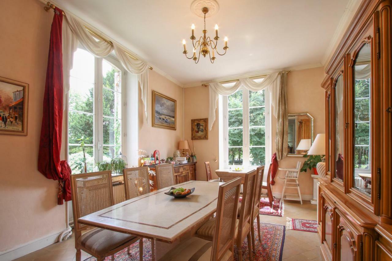 Manoir Des Turets Bed & Breakfast Yvre-l'Eveque Bagian luar foto