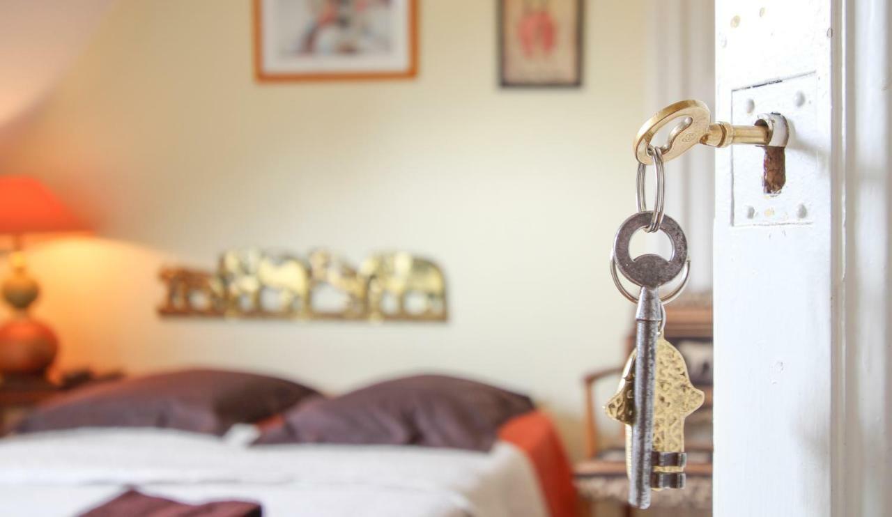 Manoir Des Turets Bed & Breakfast Yvre-l'Eveque Bagian luar foto