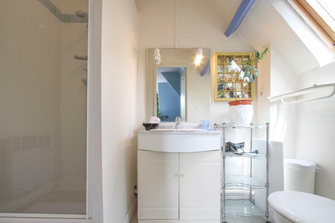 Manoir Des Turets Bed & Breakfast Yvre-l'Eveque Bagian luar foto