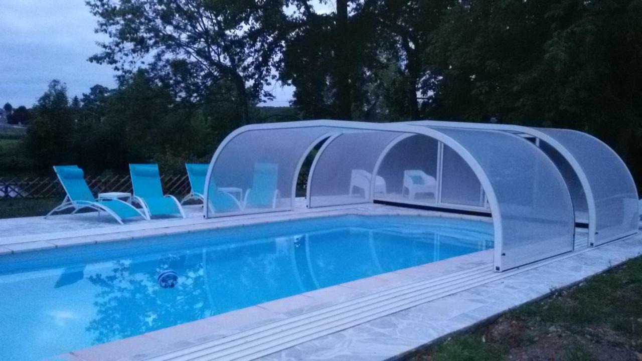 Manoir Des Turets Bed & Breakfast Yvre-l'Eveque Bagian luar foto